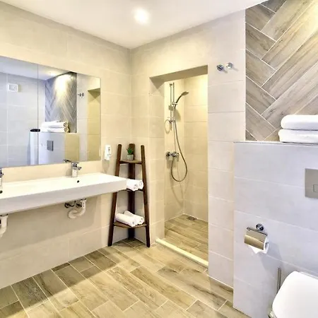 Hotel Ihot@l Sunny 4*