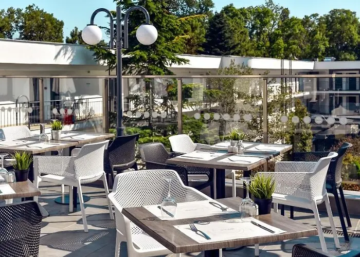 Hotel Ihot@l Sunny 4*