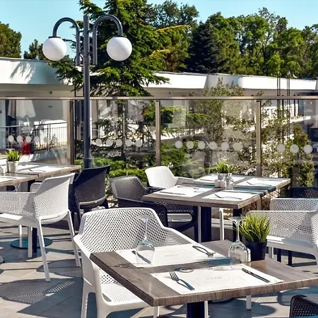 Hotell Ihot@l Sunny 4*