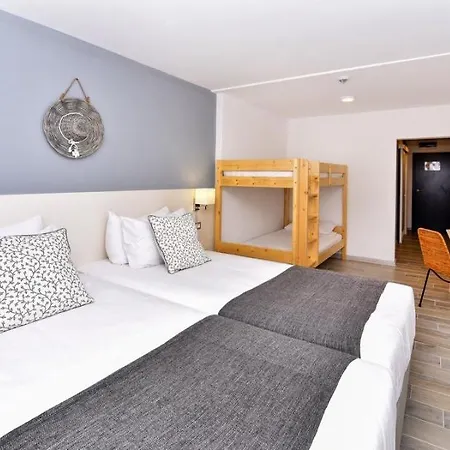 Hotell Ihot@l Sunny 4*