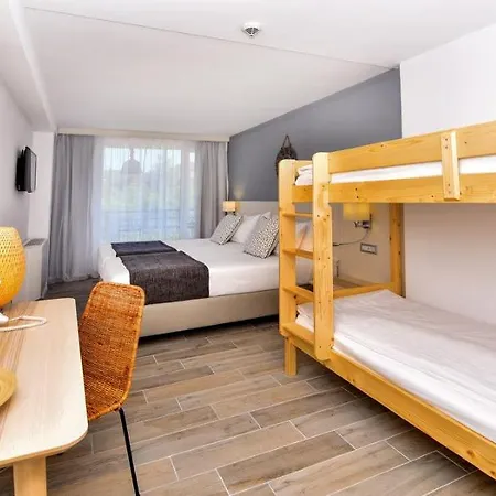 Hotell Ihot@l Sunny 4*