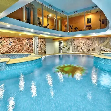 Отель Ihot@l Sunny 4*